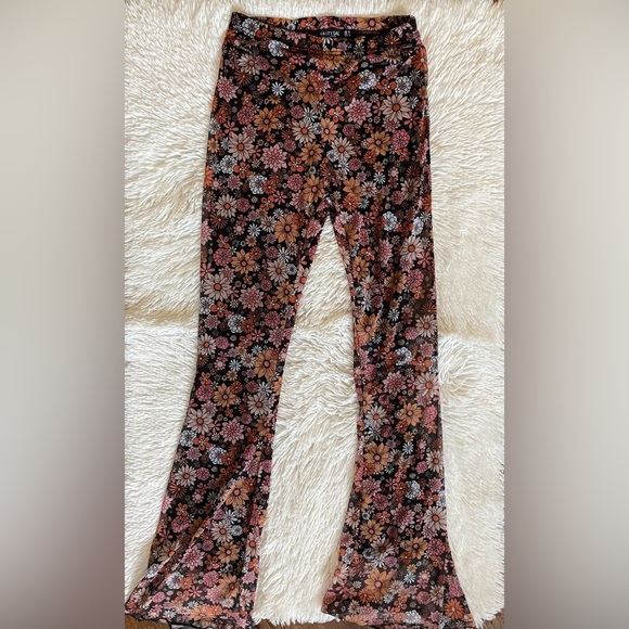 Nasty Gal Floral Print Mesh Flared Pants - Picture 4 of 6